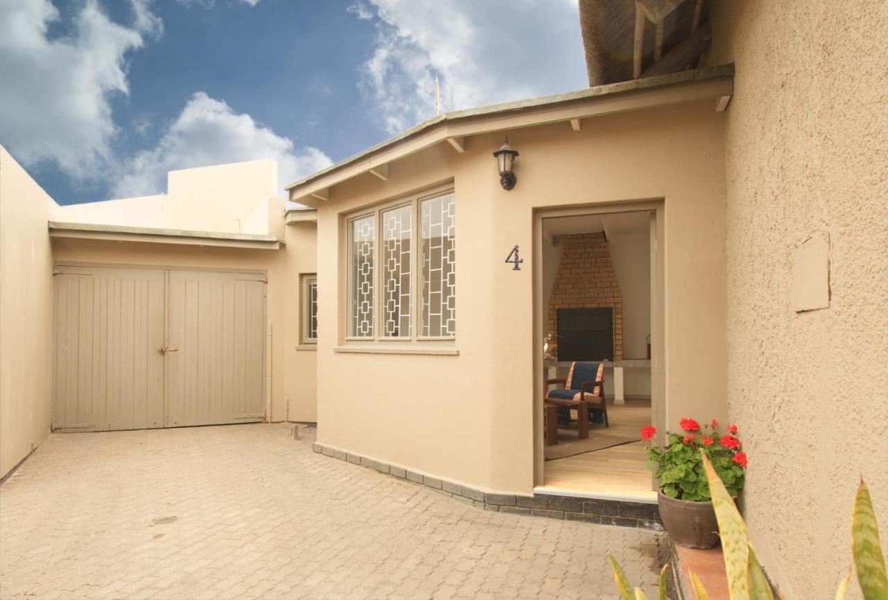 Desert Grass Cottage Свакопмунд Экстерьер фото